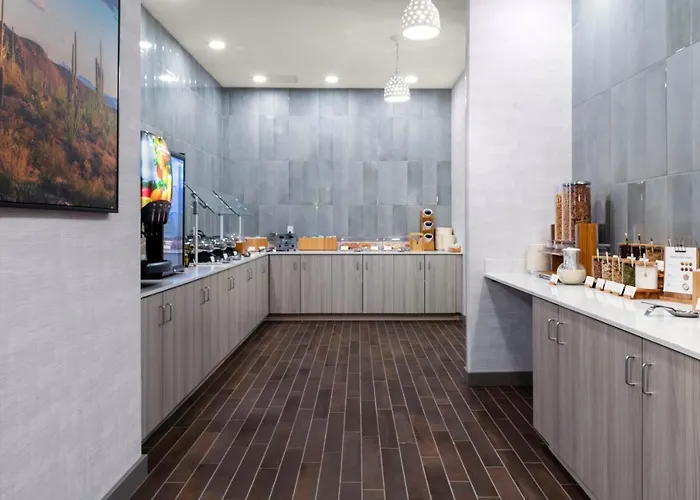 Fairfield By Marriott & Verrado Hotel 3*